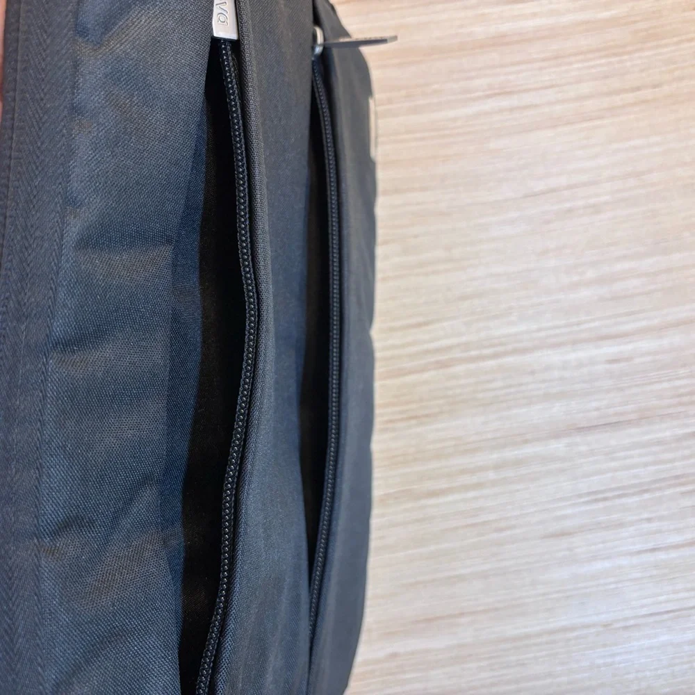 Voova Black Laptop Bag